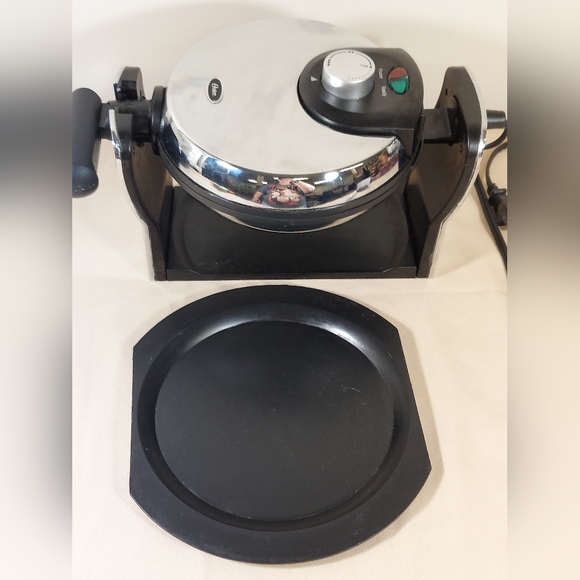 Oster Rotary Waffle Maker Chrome Colored W/Drip Plate Easly Flip Waffles - Picture 7 of 9